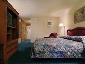 Americas Best Value Inn & Suites North