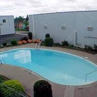 Red Carpet Inn & Suites Fallsway