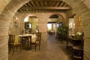 Sovana Hotel Resort