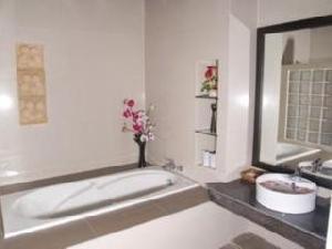 Ananda Lanta Resort
