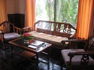 Sai Yok Country Resort & Spa
