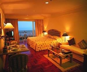 SPRINGFIELD BEACH RESORT