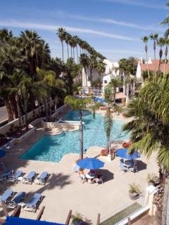 Crowne Plaza San Marcos Resort