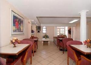 Econo Lodge  Inn & Suites