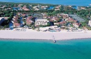 Colony Beach & Tennis Resort