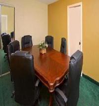 أفضل العروض ل ك يواليتي سويتس دالاس 