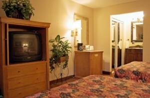Best Western Plus Landing View Inn & Suites