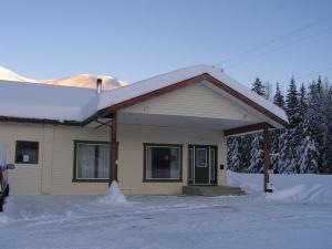 Best offers for BELL MOUNTAIN MOTEL MCBRIDE McBride