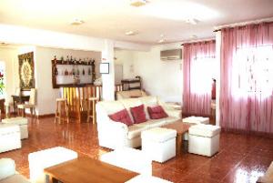 أفضل العروض ل فندق ازول برايا التورا