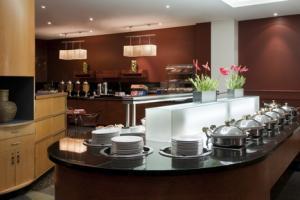 Best offers for HOLIDAY INN SYDNEY AIRPORT Sydney