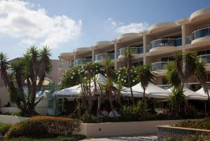 Best offers for TINGIRANA NOOSA NOOSA HEADS