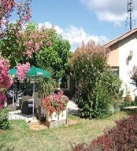 Best offers for Du Phare Bourdeaux