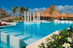 Best offers for GRAND PALLADIUM WHITE SAND RESORT & SPA Puerto Juarez 