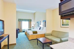 Best offers for HOLIDAY INN EXPRESS & SUITES GULF SHORES Gulf Shores