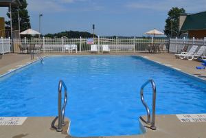 Best offers for Quality Inn Huntingburg Huntingburg 