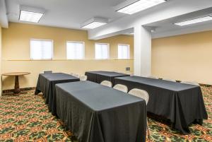 Best offers for COMFORT INN EAST WINDSOR - SPRINGFIELD East Windsor 