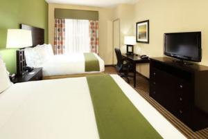 Best offers for HOLIDAY INN EXPRESS & SUITES M Maumelle 