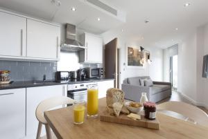 Best offers for URBAN VILLA Brentford