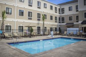 Best offers for STAYBRIDGE SUITES JACKSONVILLE - CAMP LEJEUNE AREA Jacksonville 