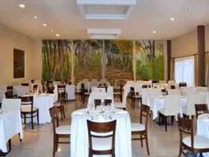 أفضل العروض ل فندق وبارد خونسون اند كونبينتيون ثينتير ماداريا مار دي أخوو