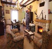 Best offers for Pagoederraga Aia