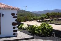 Best offers for Facundo (B) Barlovento