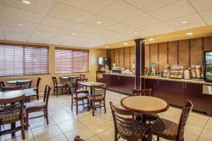 Best offers for QUALITY INN & SUITES Saint Charles 