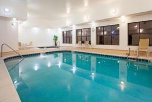Best offers for HOLIDAY INN EXPRESS & SUITES M Morris
