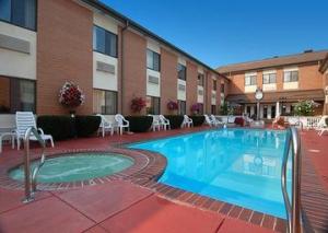 أفضل العروض ل كومفورتان ماندلين إلك جروف فيلاج