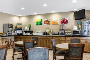 Best offers for QUALITY INN WEST ACRES Fargo