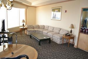 Best offers for THE BUCKINGHAM HOTEL Chicago