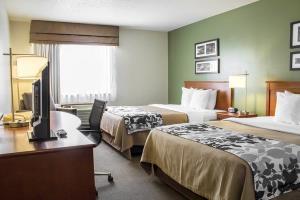 أفضل العروض ل Sleep Inn and Suites Charles City, IA تشارلس سيتي 