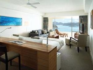 Reef View Hotel Hamilton Island