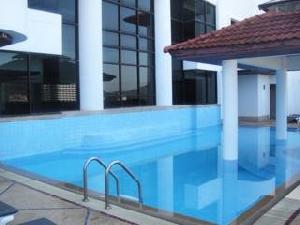 Thavorn Grand Plaza