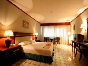 Thavorn Grand Plaza