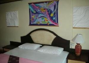 Kaw  Kwang Beach Resort