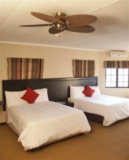 The Lakes Hotel and Conference Centre