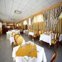 أفضل العروض ل Girassol Nampula بييرا