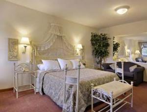 Best offers for DAYS INN OLD SAYBROOK Old Saybrook