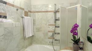 Best offers for HOTEL SHELLEY E DELLE PALME Lerici