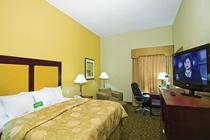 Best offers for La Quinta Inn & Suites Dfw Airport West Bedford