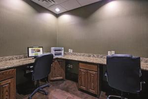 Best offers for La Quinta Inn & Suites Fort Worth Ne Mall North Richland Hills