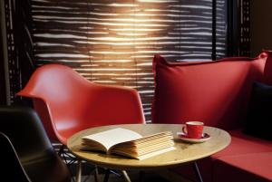 Best offers for IBIS PARIS ISSY LES MOULINEAUX VAL DE SEINE Paris