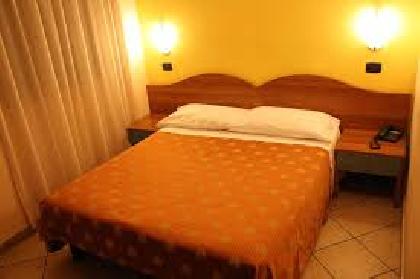 أفضل العروض ل سارا ميلانو