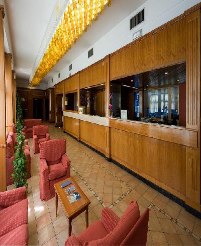 Best offers for Della Torre Perugia 