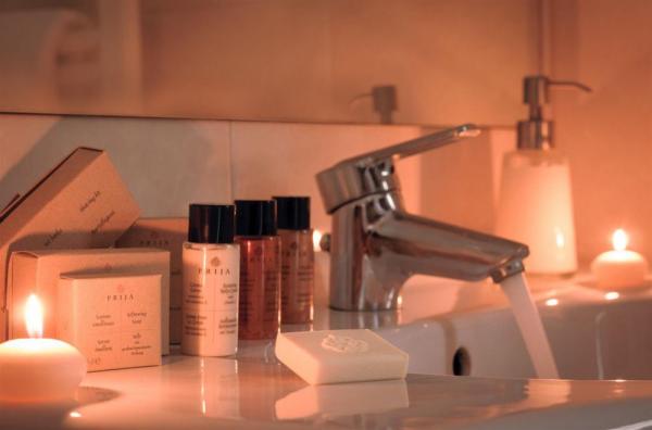 أفضل العروض ل كاردينال فلورنسا