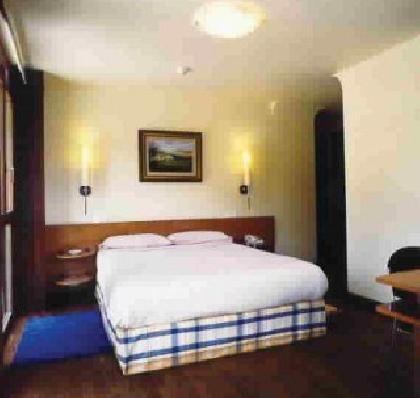 Best offers for Alva Candanchu V.T.V. Candanchú