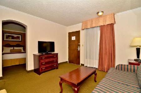 Best offers for BEST WESTERN PLUS GALLERIA INN & SUITES Cheektowaga 