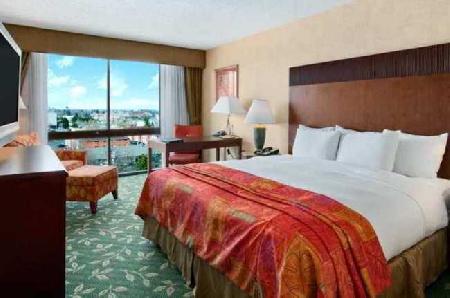 Best offers for HILTON FORT COLLINS Fort Collins 