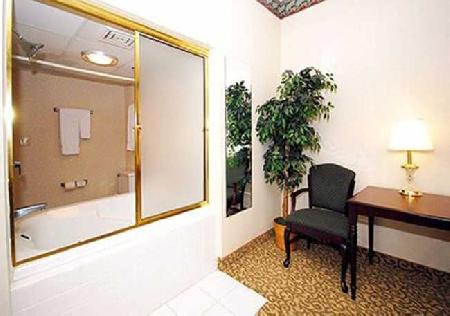 Best offers for Comfort Suites University Bethlehem 